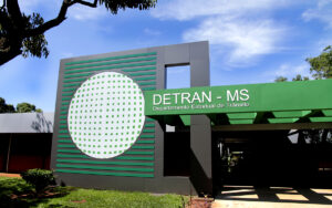 Leia mais sobre o artigo Leilão do Detran tem caminhonete por 12 mil em MS