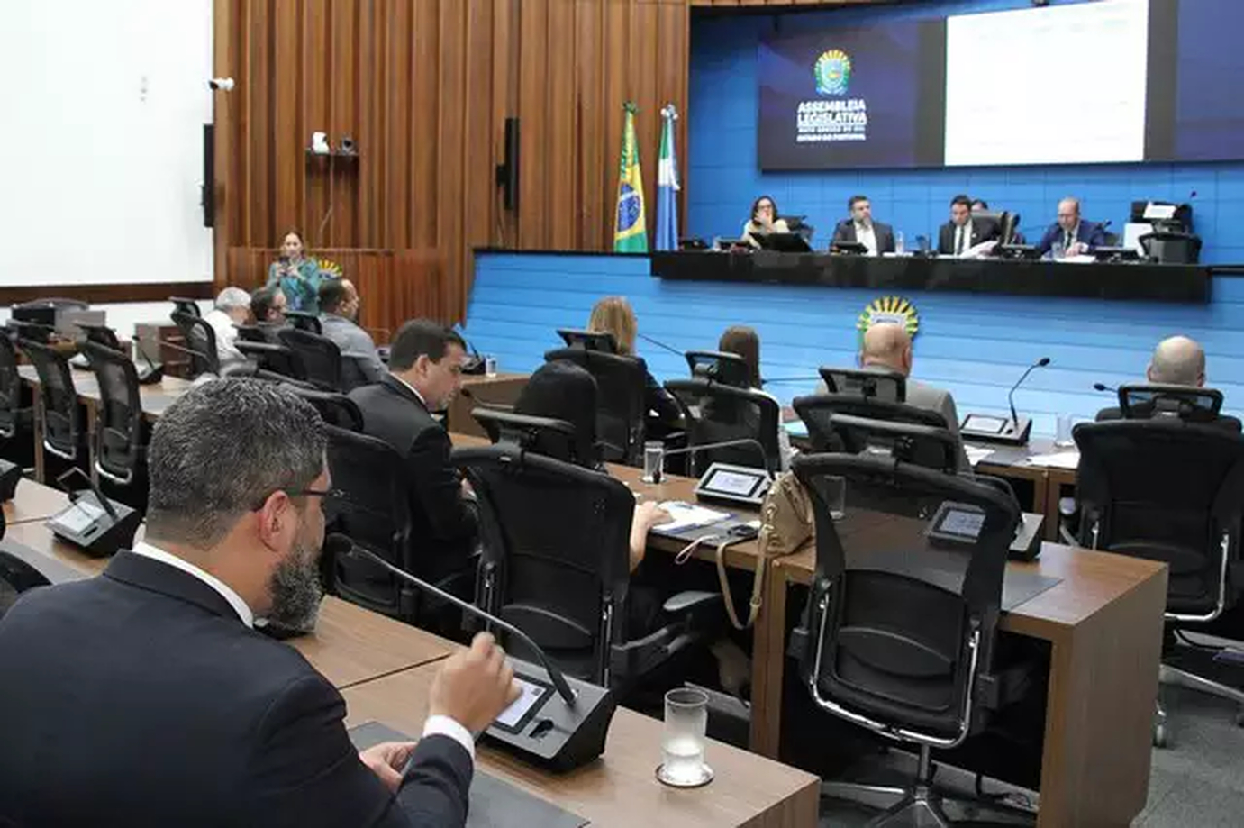 No momento, você está visualizando Mato Grosso do Sul fecha 2024 com gastos com pessoal dentro dos limites da LRF