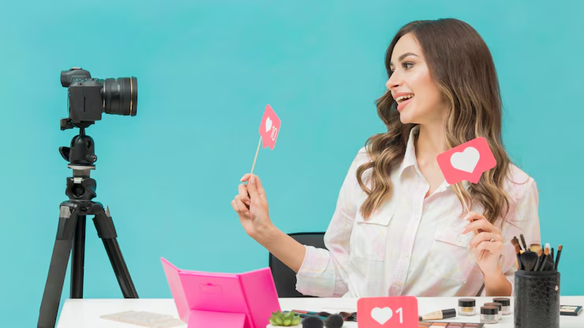 No momento, você está visualizando Mulheres são maioria entre influenciadores no Brasil, mas até no digital ganham menos