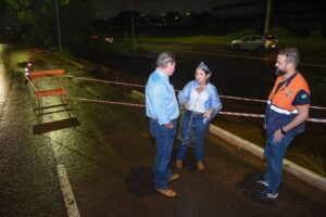Leia mais sobre o artigo Prefeita Adriane Lopes percorre pontos críticos após Campo Grande registrar 68 milímetros de chuvas em poucas horas
