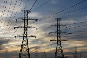 Leia mais sobre o artigo SETOR ELÉTRICO: Projeto chega ao Planalto com tarifa zero para 60 milhões