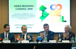 Leia mais sobre o artigo VISÃO REGIONAL CODESUL 2040: MS encabeça estratégia de desenvolvimento conjunto com RS, PR e SC