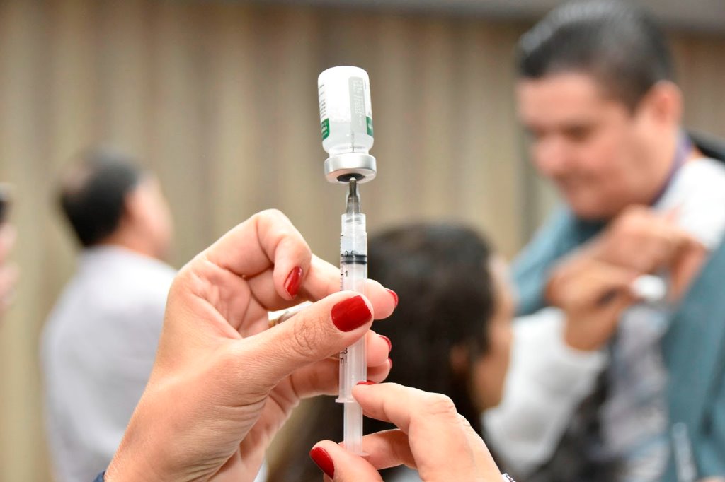 No momento, você está visualizando ALEMS: Imunização reúne deputados e servidores em prol da prevenção contra a Influenza