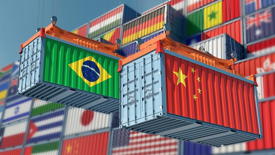 No momento, você está visualizando AGRO: Brasil e China assinam protocolos para exportações avícolas e de grãos