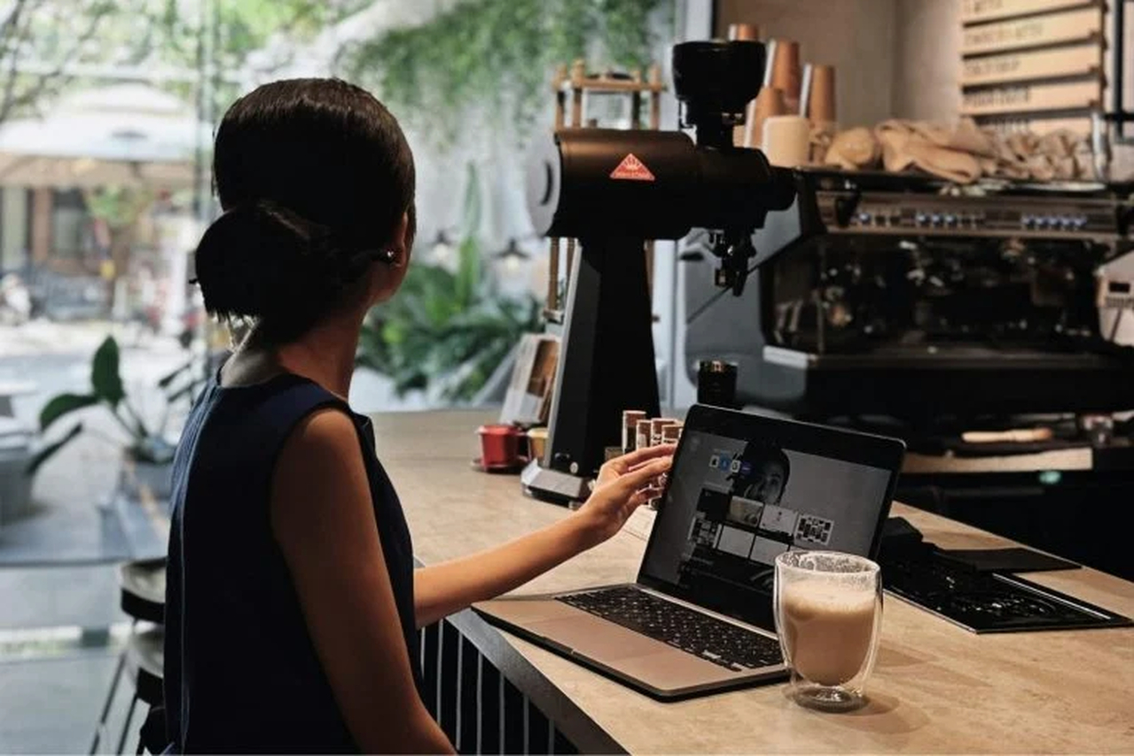No momento, você está visualizando Cafeterias podem aumentar renda ao transformar seus espaços em coworking