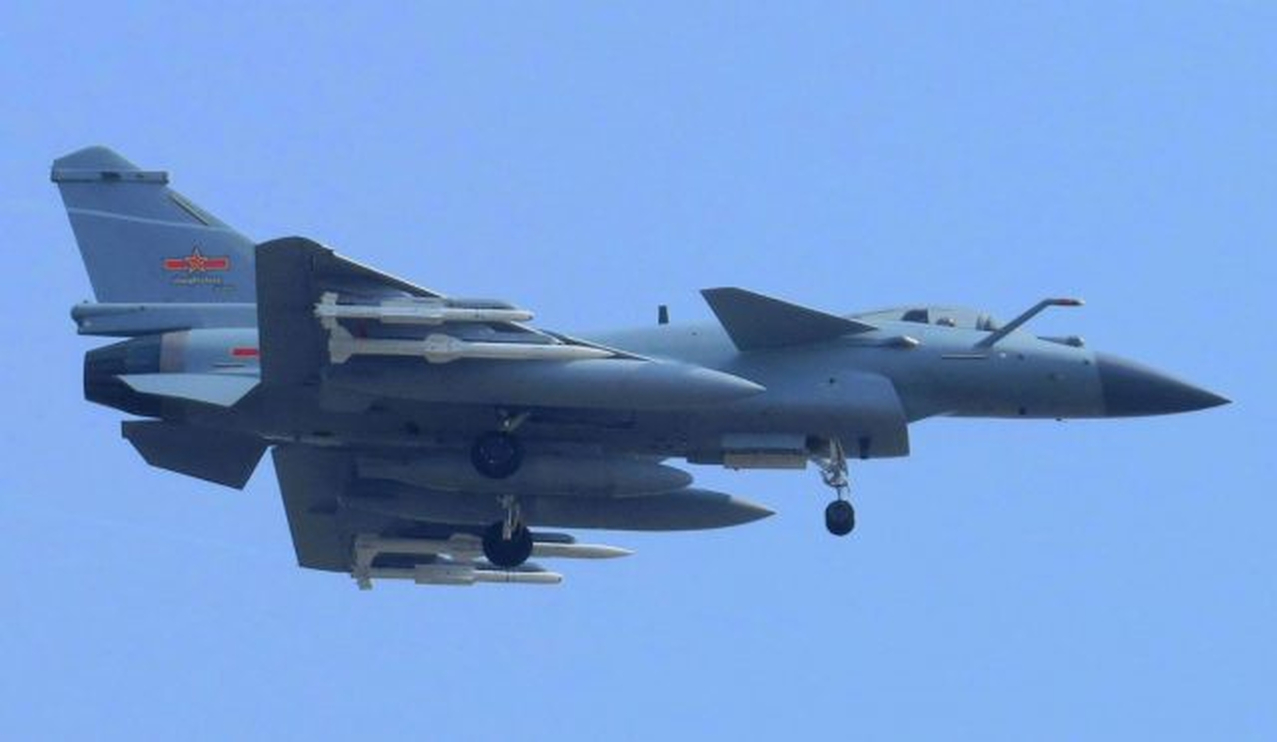 No momento, você está visualizando Como é o J-10C, caça chinês que derrubou aeronaves ocidentais no conflito da Caxemira