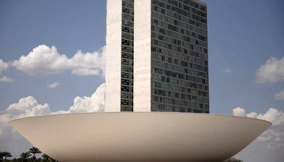 No momento, você está visualizando Câmara aprova aumento de pena para crime contra profissionais de saúde