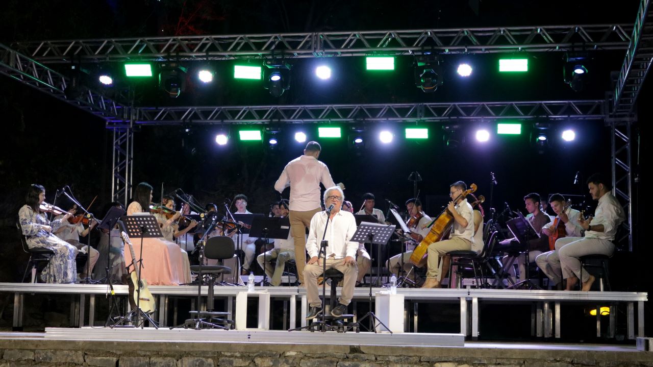 No momento, você está visualizando Dourados recebe Música Poética com Orquestra de Câmara do Pantanal