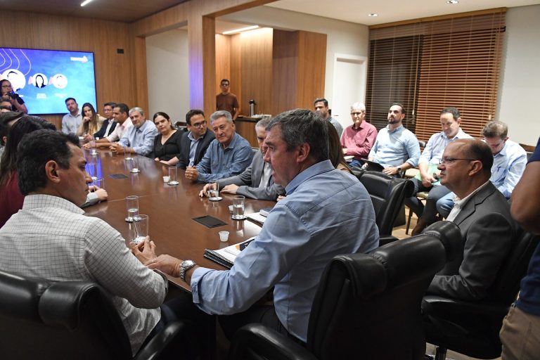 No momento, você está visualizando Prefeito, vice e vereadores reivindicam R$ 80 milhões para Naviraí; R$ 16 milhões serão aplicados em recapeamento