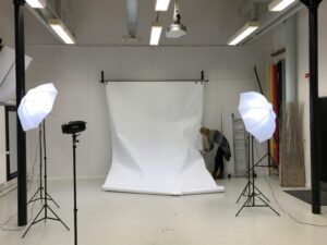 Leia mais sobre o artigo Curso no MIS ensina bastidores do cinema de graça; saiba como participar