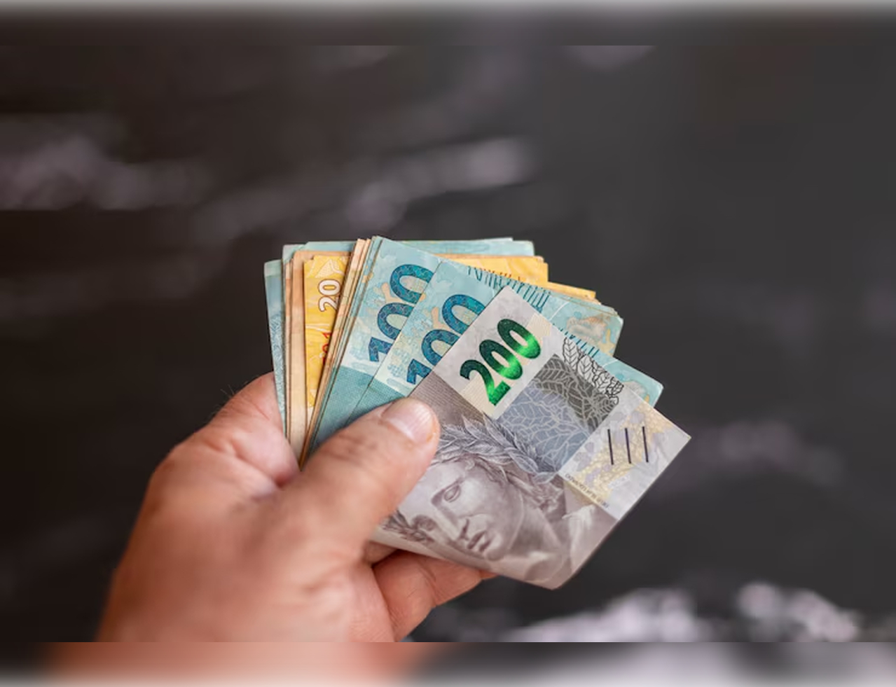 No momento, você está visualizando Mercado eleva previsão de expansão da economia para 2,02% em 2025