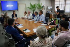 Leia mais sobre o artigo Prefeita Adriane reúne bancada federal no gabinete do Paço para discutir projetos para Campo Grande