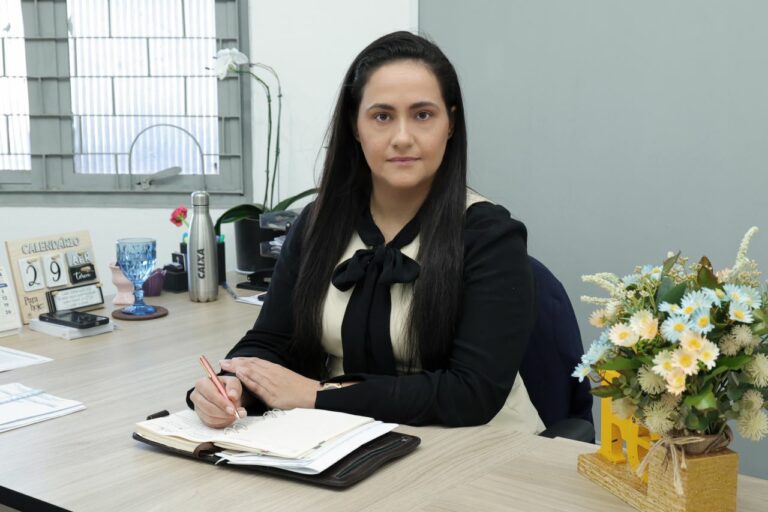 No momento, você está visualizando Prefeitura de Dourados antecipa salários de 9.414 servidores já com aumento retroativo