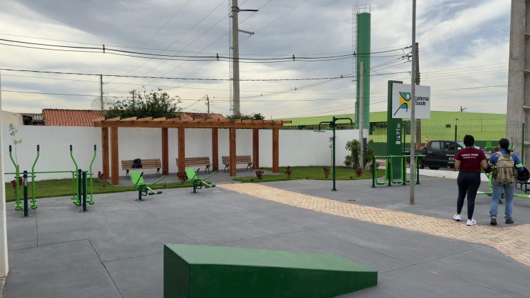 No momento, você está visualizando Prefeitura de Naviraí inaugura hoje Academia de Saúde ao ar livre, no bairro Boa Vista