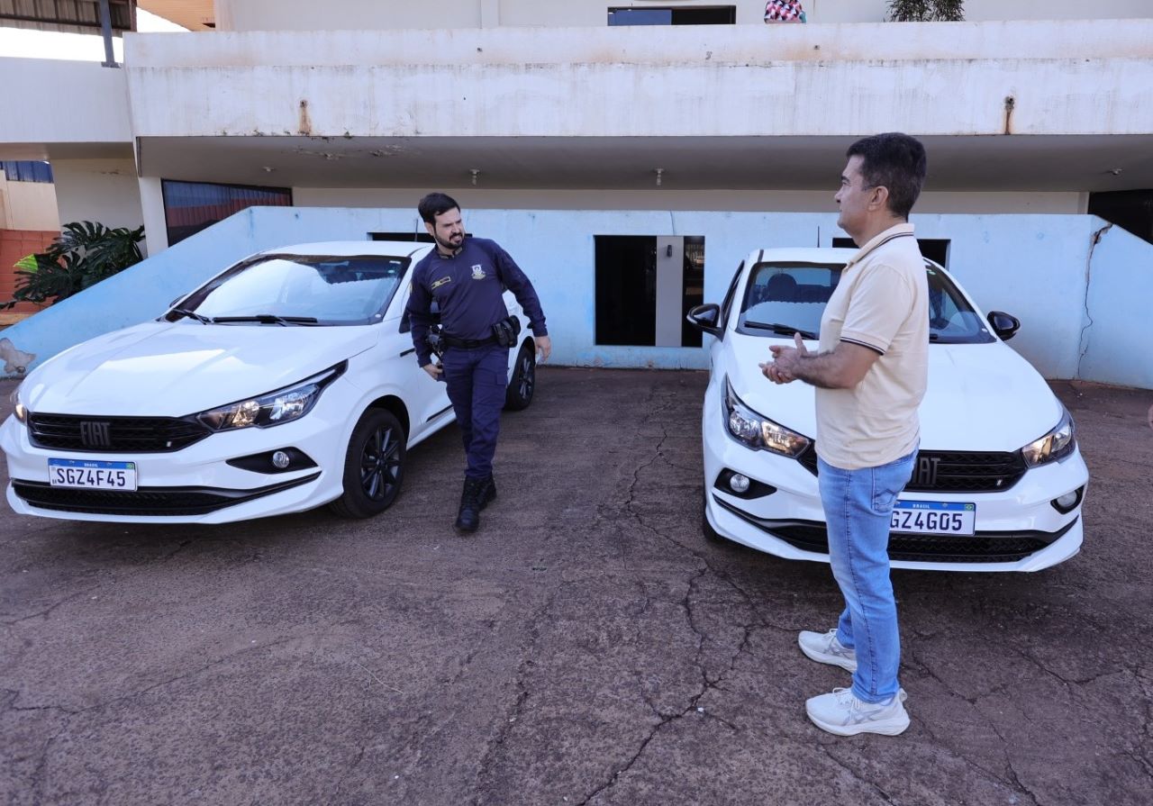 No momento, você está visualizando Guarda Municipal recebe duas novas viaturas e 200 coletes