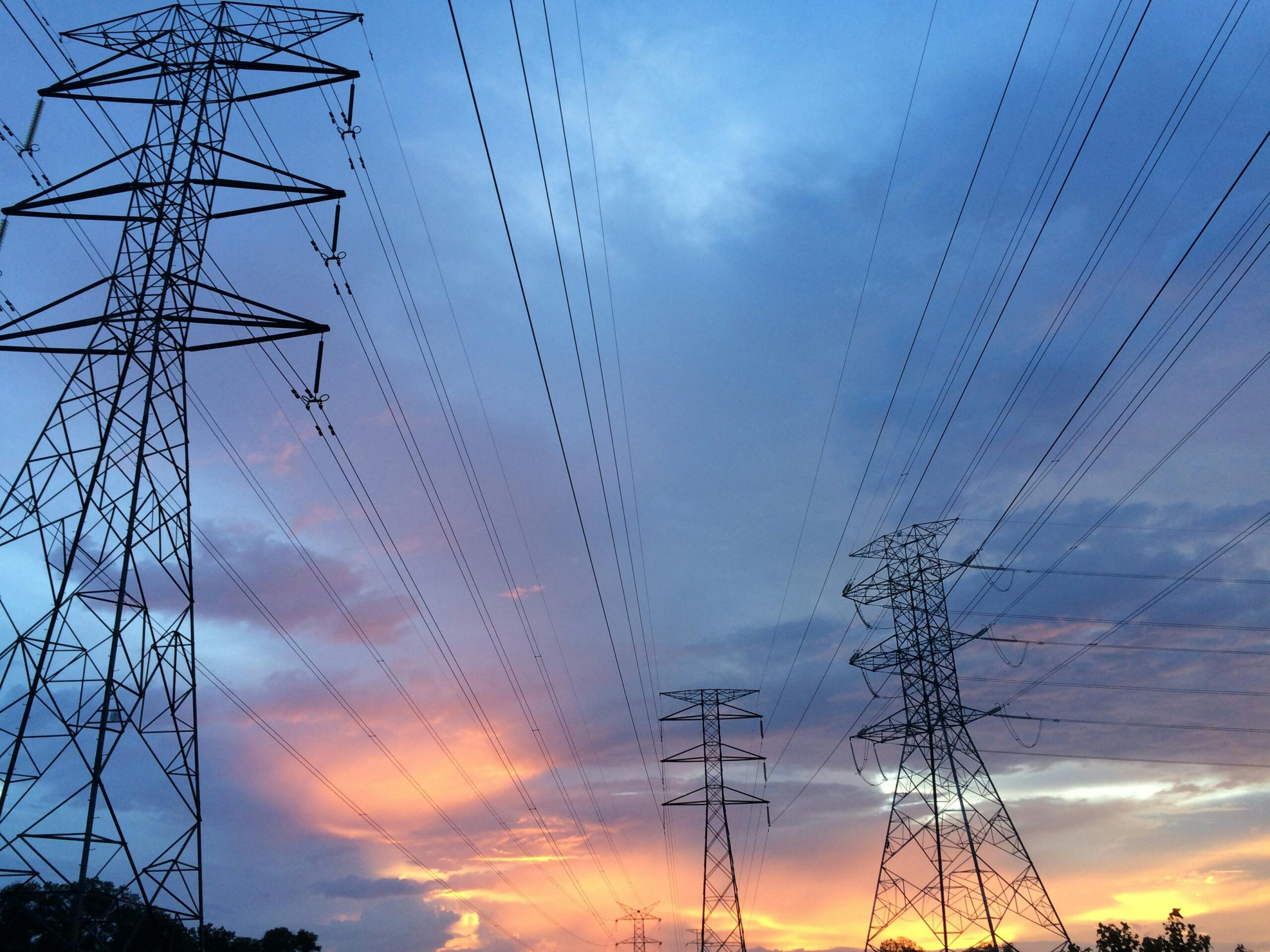 No momento, você está visualizando Reforma do setor elétrico; mais liberdade para o consumidor e conta de luz menor