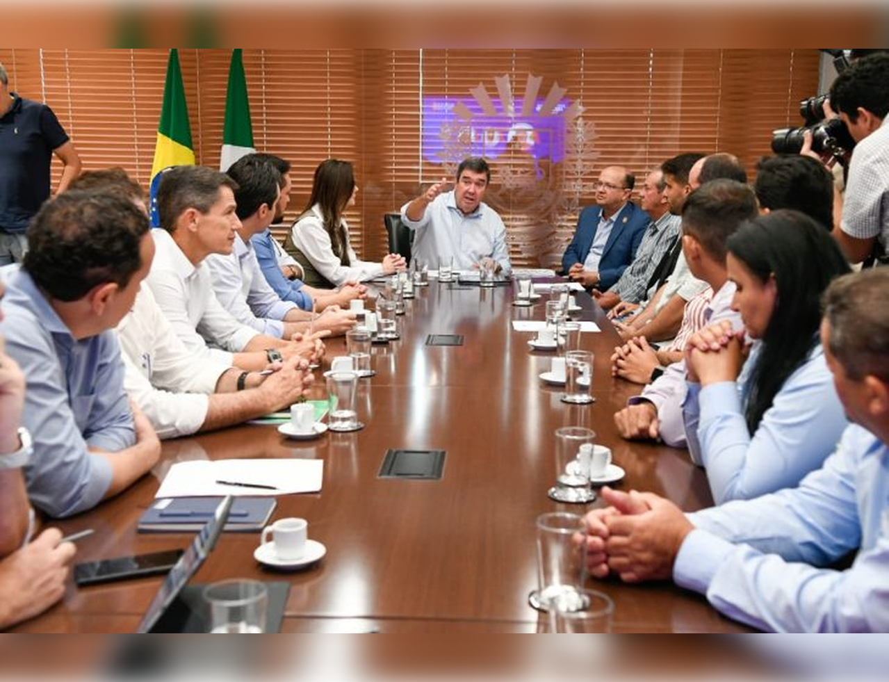 No momento, você está visualizando MS ATIVO: Rochedo apresenta projetos de pavimentação de bairros e nova ponte ao Governo do Estado