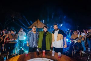 Leia mais sobre o artigo Talles e Rafael, conhecidos como “Os Gordinhos”, lançam o primeiro EP do DVD “Resenha dos Gordinhos”, com faixas inéditas e participações especiais.