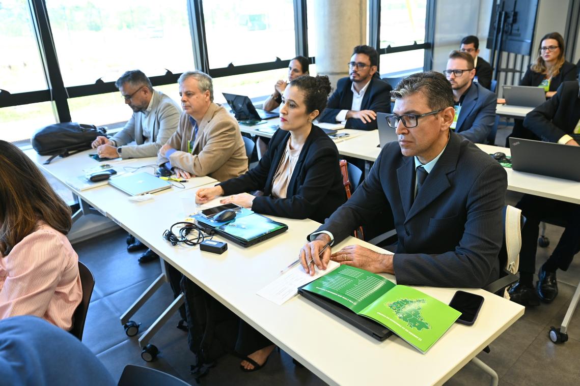 No momento, você está visualizando Auditores do TCE-MS participam de capacitação para avaliação das ações climáticas no Brasil