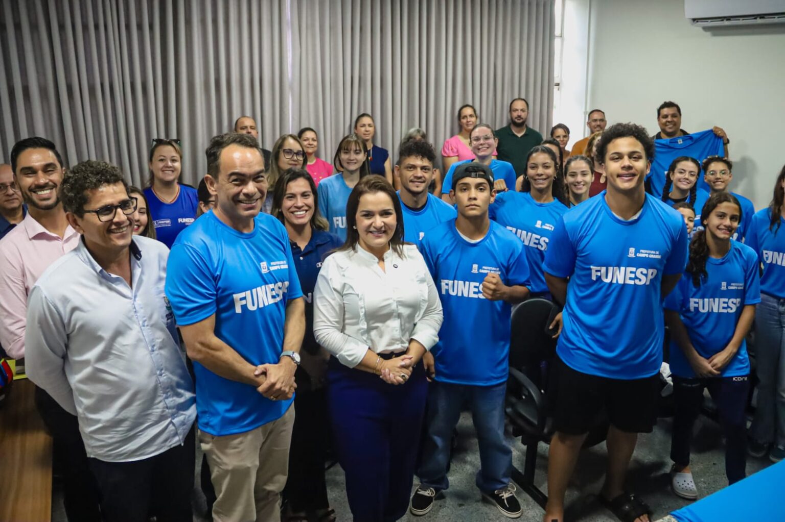 No momento, você está visualizando Prefeitura entrega auxílio-atleta a 19 esportistas que irão representar Campo Grande em competições nacionais