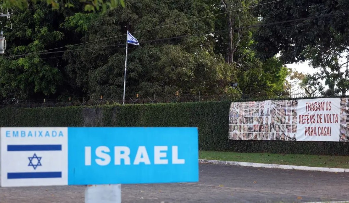 No momento, você está visualizando Embaixada abre cadastro para localizar brasileiros que querem deixar Israel