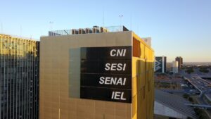 Leia mais sobre o artigo Confederações apresentam “pacote alternativo” de R$ 100 bi a Lula