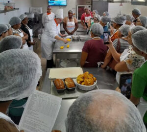 Leia mais sobre o artigo Estão abertas inscrições para cursos gratuitos de beleza, gastronomia, moda e informática em MS; confira lista