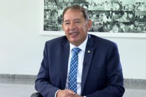 Leia mais sobre o artigo Com apoio de deputados, prefeitos e vereadores, Gerson Claro ganha força para disputa ao Senado