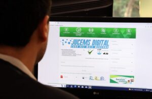 Leia mais sobre o artigo Inteligência Artificial vai acelerar análise de processos de abertura e alteração de empresas em MS