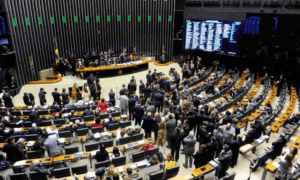 Leia mais sobre o artigo Para atender STF, Congresso aprova ajustes nas regras sobre emendas