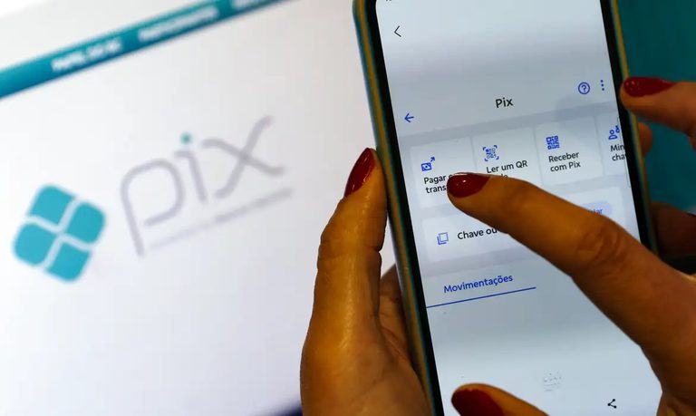 No momento, você está visualizando Pix bate recorde com quase 280 milhões de transações em um dia