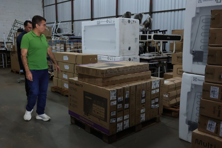 No momento, você está visualizando Prefeitura recebe nova remessa de equipamentos para reforçar unidades de saúde