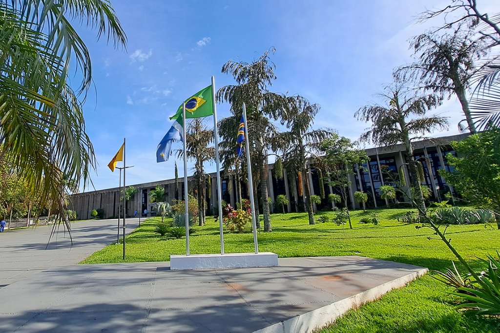 No momento, você está visualizando ALEMS: Sessões, CCJR e audiência sobre obras do Morenão estão marcadas