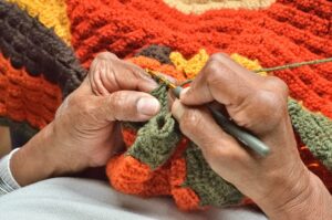 Leia mais sobre o artigo Sesc 60+ promove Bazar de Inverno com peças produzidas nas oficinas do Quadradinho da Amizade