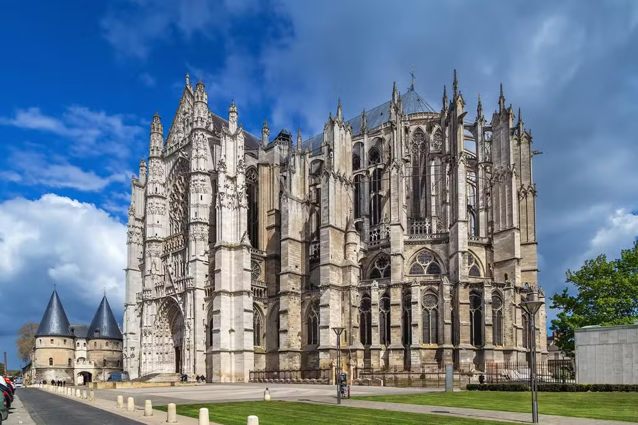 a-catedral-mais-alta-do-mundo-fica-na-franca-confira
