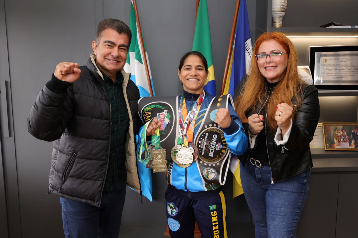 No momento, você está visualizando Bicampeã brasileira de Kickboxing destaca apoio da Prefeitura de Dourados ao esporte