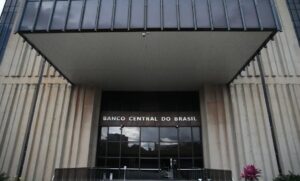 Leia mais sobre o artigo Copom deve manter Selic em 15%; a dúvida é quando começam os cortes de juros