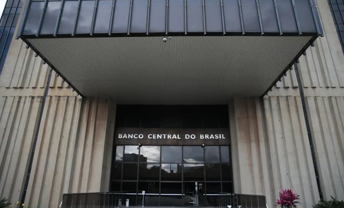 No momento, você está visualizando Copom deve manter Selic em 15%; a dúvida é quando começam os cortes de juros
