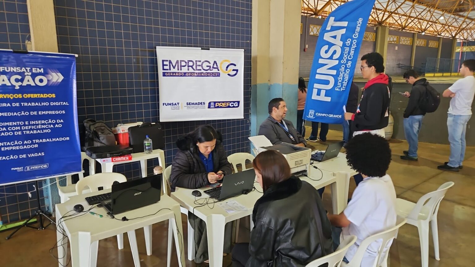 No momento, você está visualizando PRÓXIMO 8/7: Emprega CG participa de evento da Junta Militar com 800 jovens