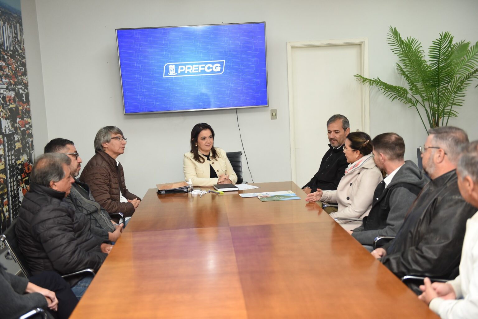 No momento, você está visualizando Prefeitura e UEMS ampliam parceria para levar cursos e serviços gratuitos à população