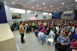 Leia mais sobre o artigo Prefeitura de Dourados capacita servidores dos CEIMs com foco no acolhimento