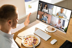 Leia mais sobre o artigo Startup cria plataforma para compartilhar refeições durante reuniões virtuais