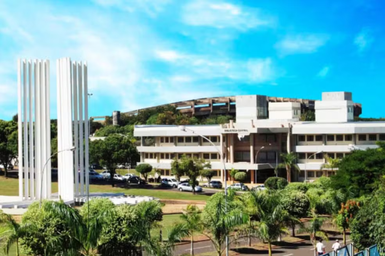 No momento, você está visualizando UFMS abre concurso para professor com 57 vagas e salário de até R$ 13 mil