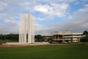 Leia mais sobre o artigo UFMS oferece 140 vagas para curso gratuito de francês com apoio da Embaixada da França