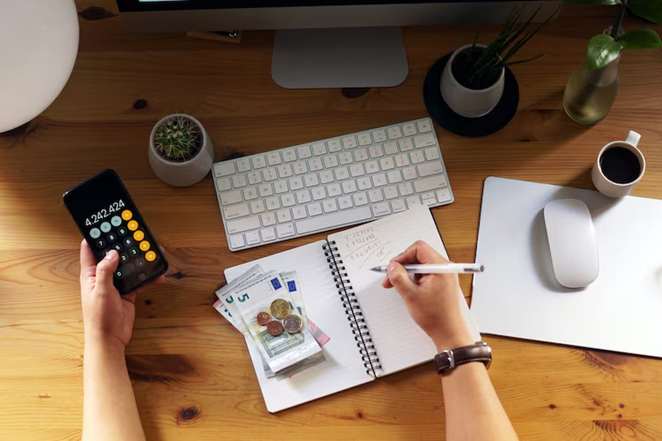 No momento, você está visualizando EDUCAÇÃO FINANCEIRA: 5 passos para uma vida financeira sob controle