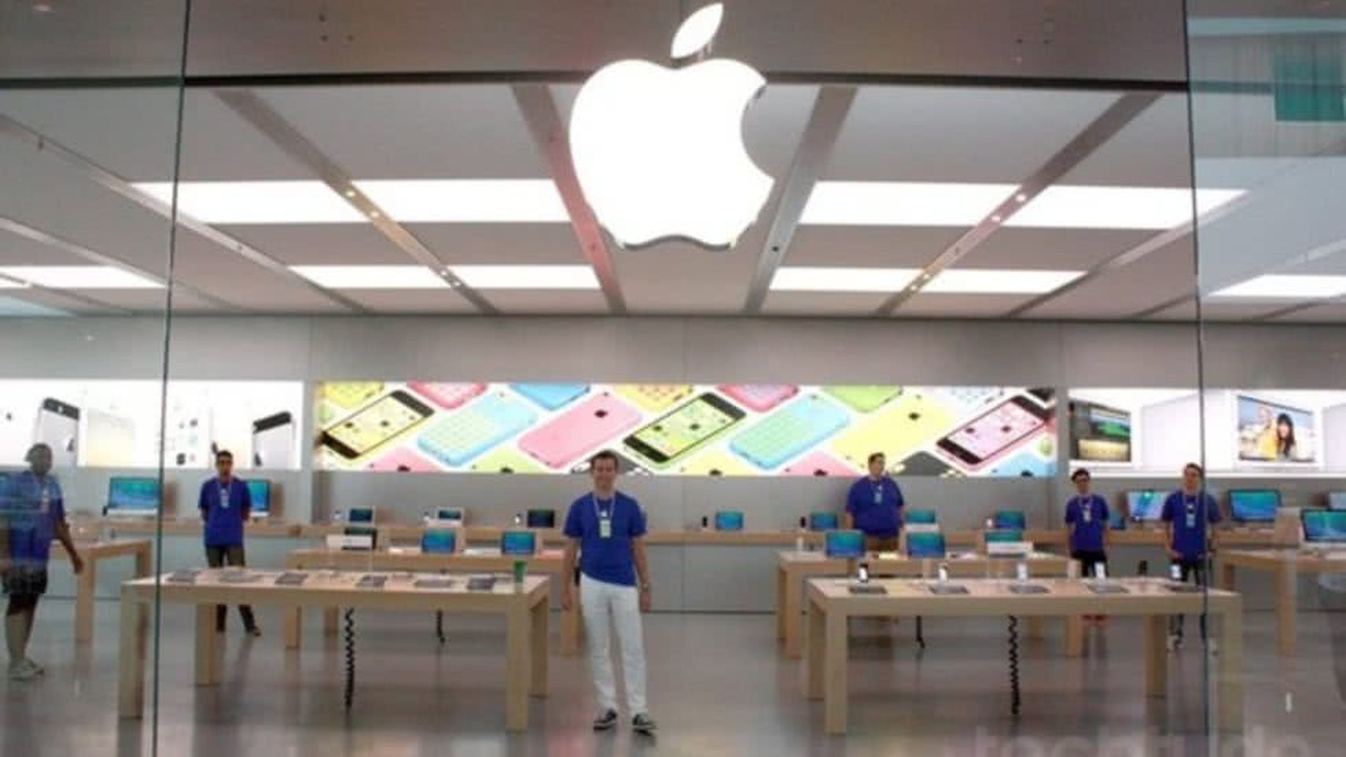 No momento, você está visualizando iPHONES, CHIPS: Apple investe US$ 100 bilhões nos EUA e contorna tarifaço