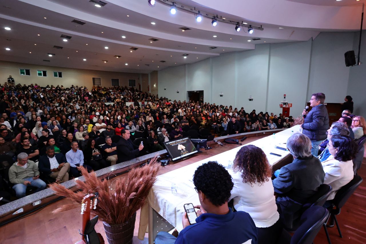 No momento, você está visualizando Prefeitura inicia 2º semestre letivo com VII Seminário de Formação Docente