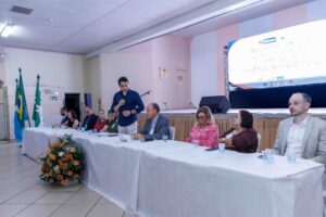 Leia mais sobre o artigo Encontro em Naviraí debateu novas politicas Educacionais para o MS