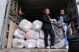 Leia mais sobre o artigo Prefeitura compra mais de 4 mil cobertores e fortalece ações da Assistência Social