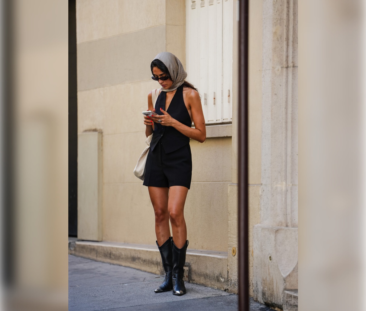 No momento, você está visualizando 6 ideias de looks com bota texana para o verão
